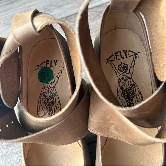 Fly London Sage Green Leather Ankle Strap Sandal Made in Portugal - Picture 8 of 14